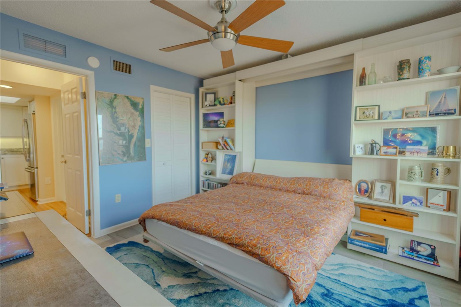 Image 24 of 48 For 4900 Brittany Drive S 1011