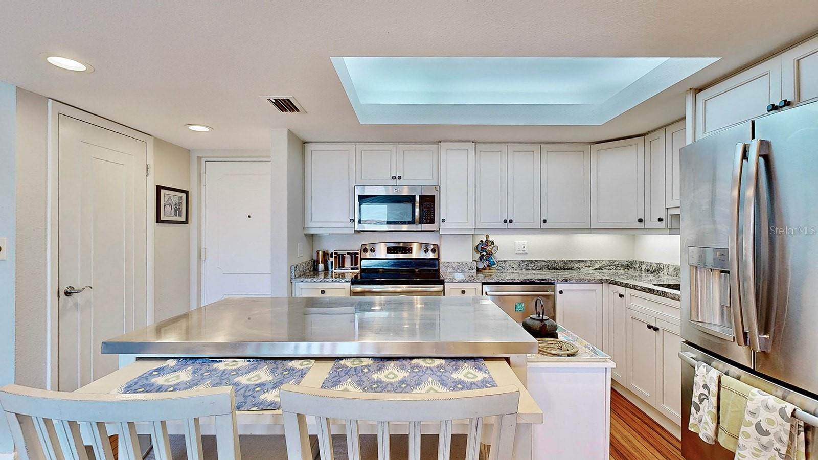 Image 8 of 48 For 4900 Brittany Drive S 1011