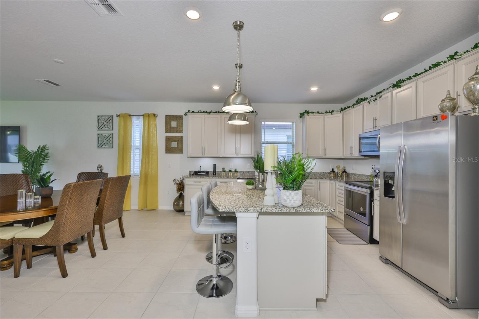 Image 10 of 45 For 10327 Malvasia Avenue