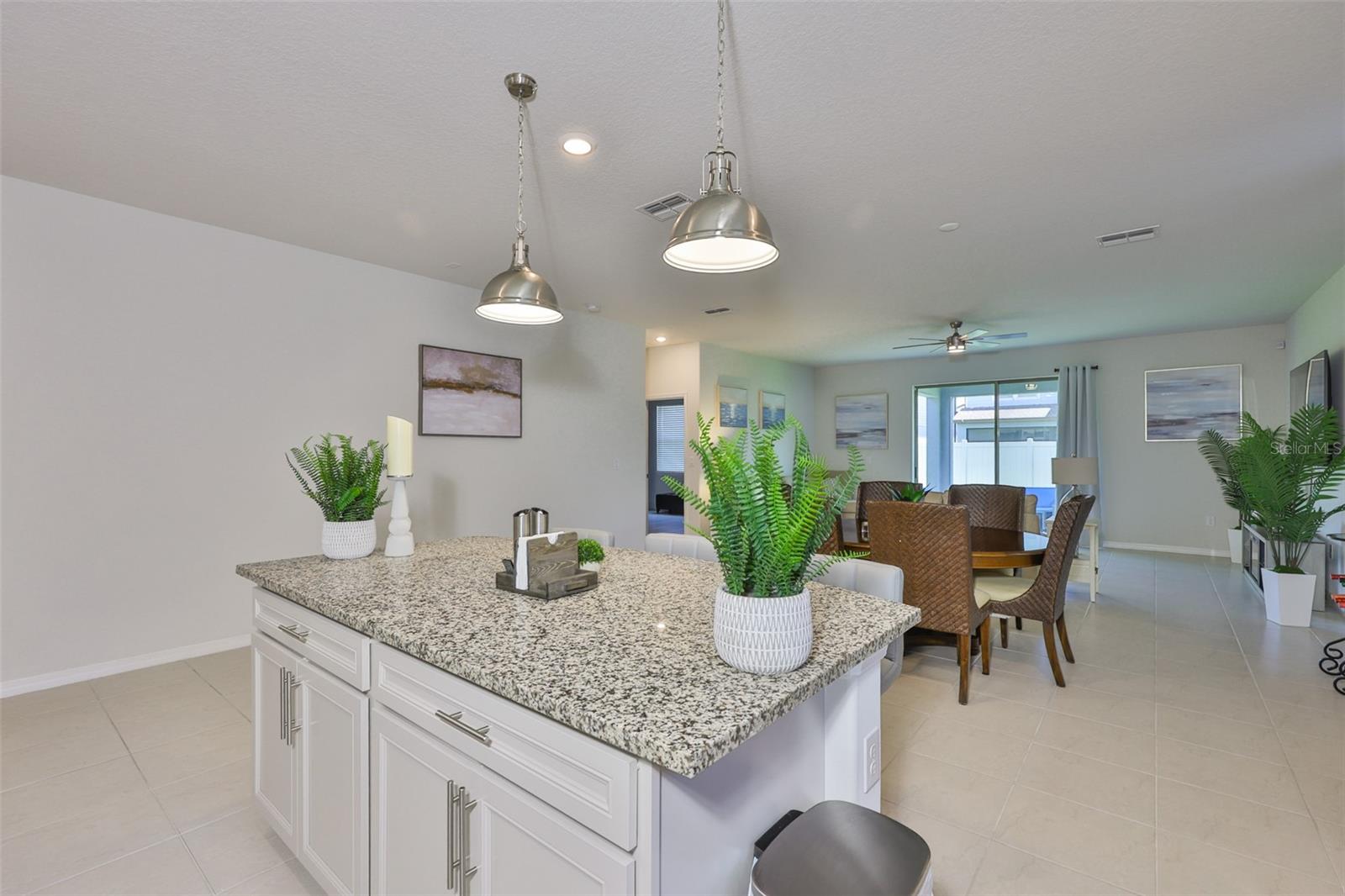 Image 11 of 45 For 10327 Malvasia Avenue