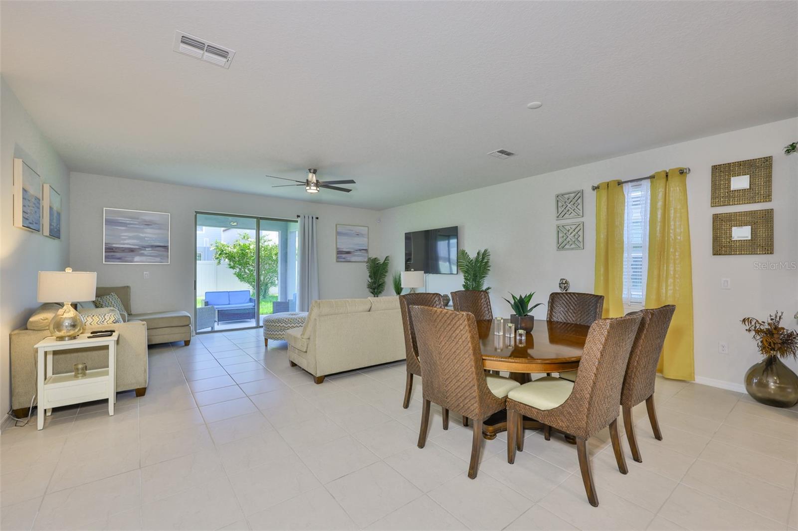 Image 13 of 45 For 10327 Malvasia Avenue