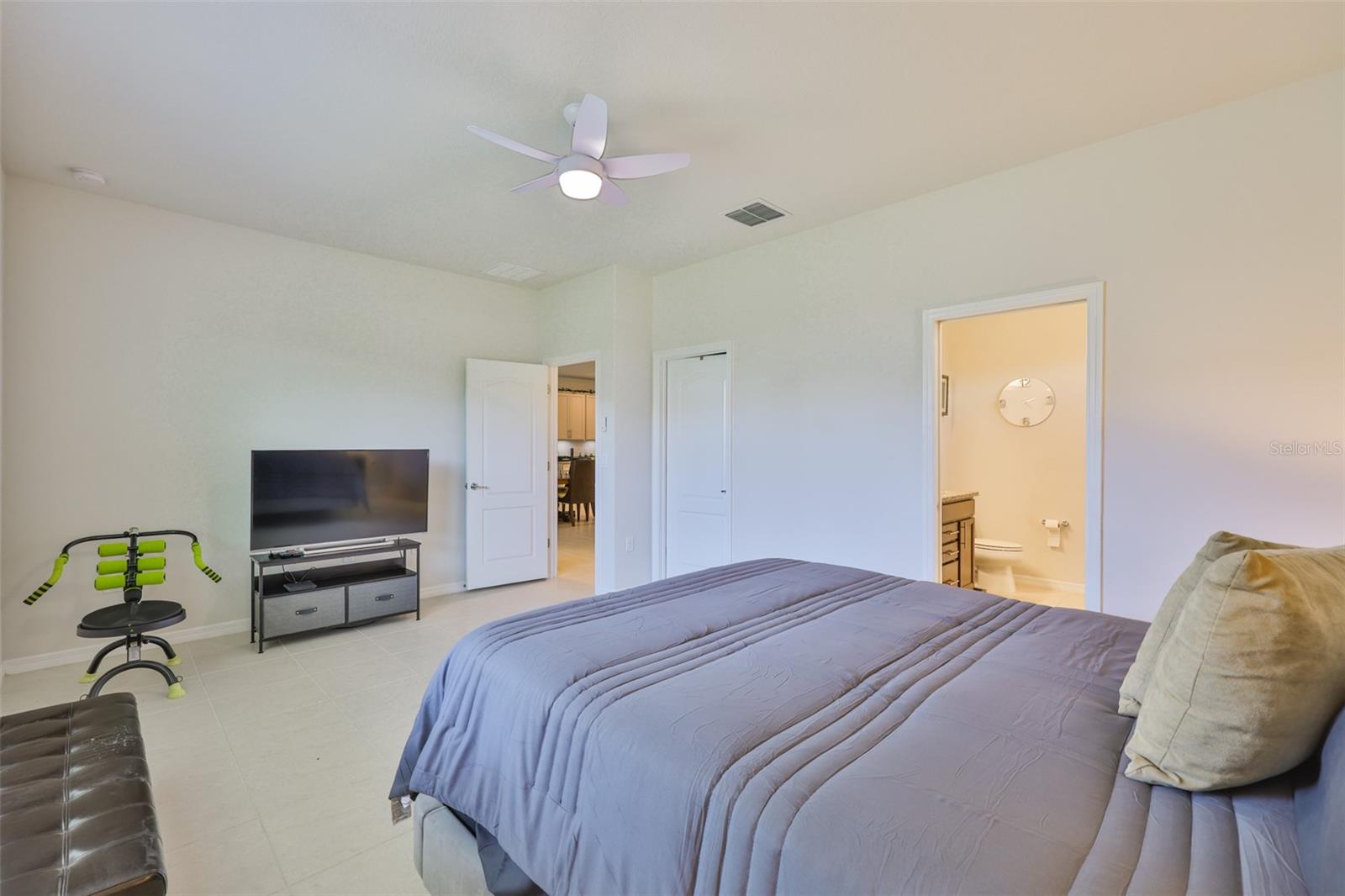 Image 30 of 45 For 10327 Malvasia Avenue