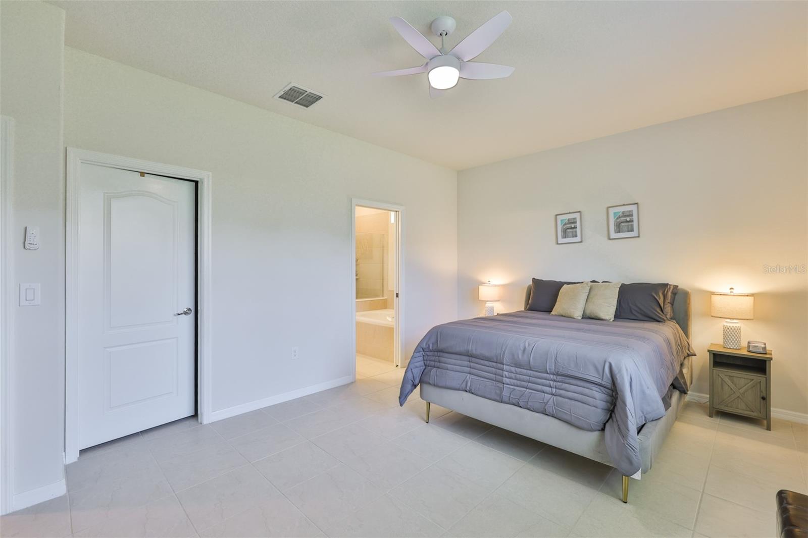 Image 33 of 45 For 10327 Malvasia Avenue