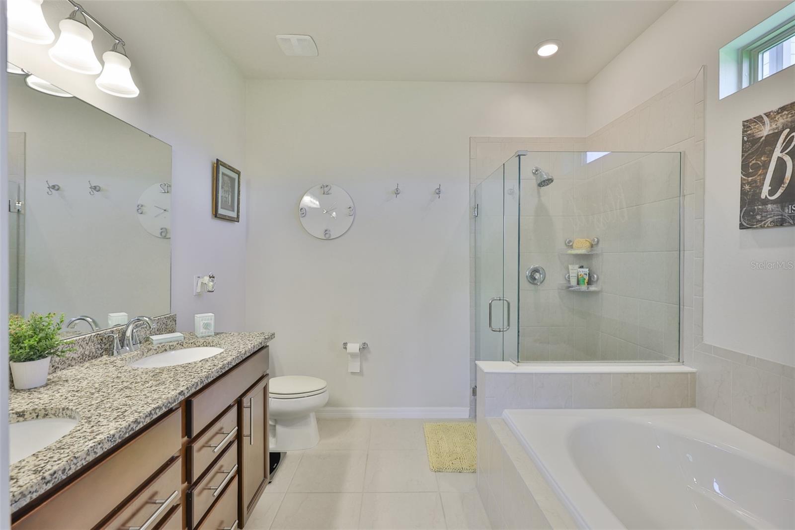 Image 34 of 45 For 10327 Malvasia Avenue