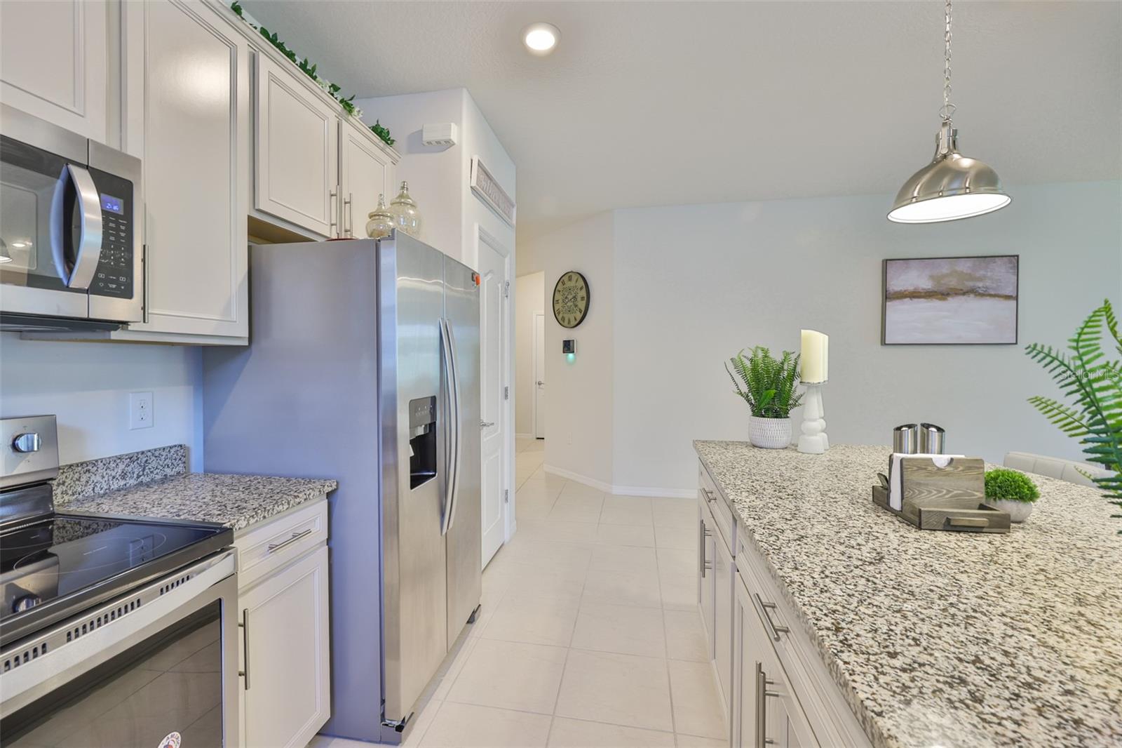 Image 7 of 45 For 10327 Malvasia Avenue