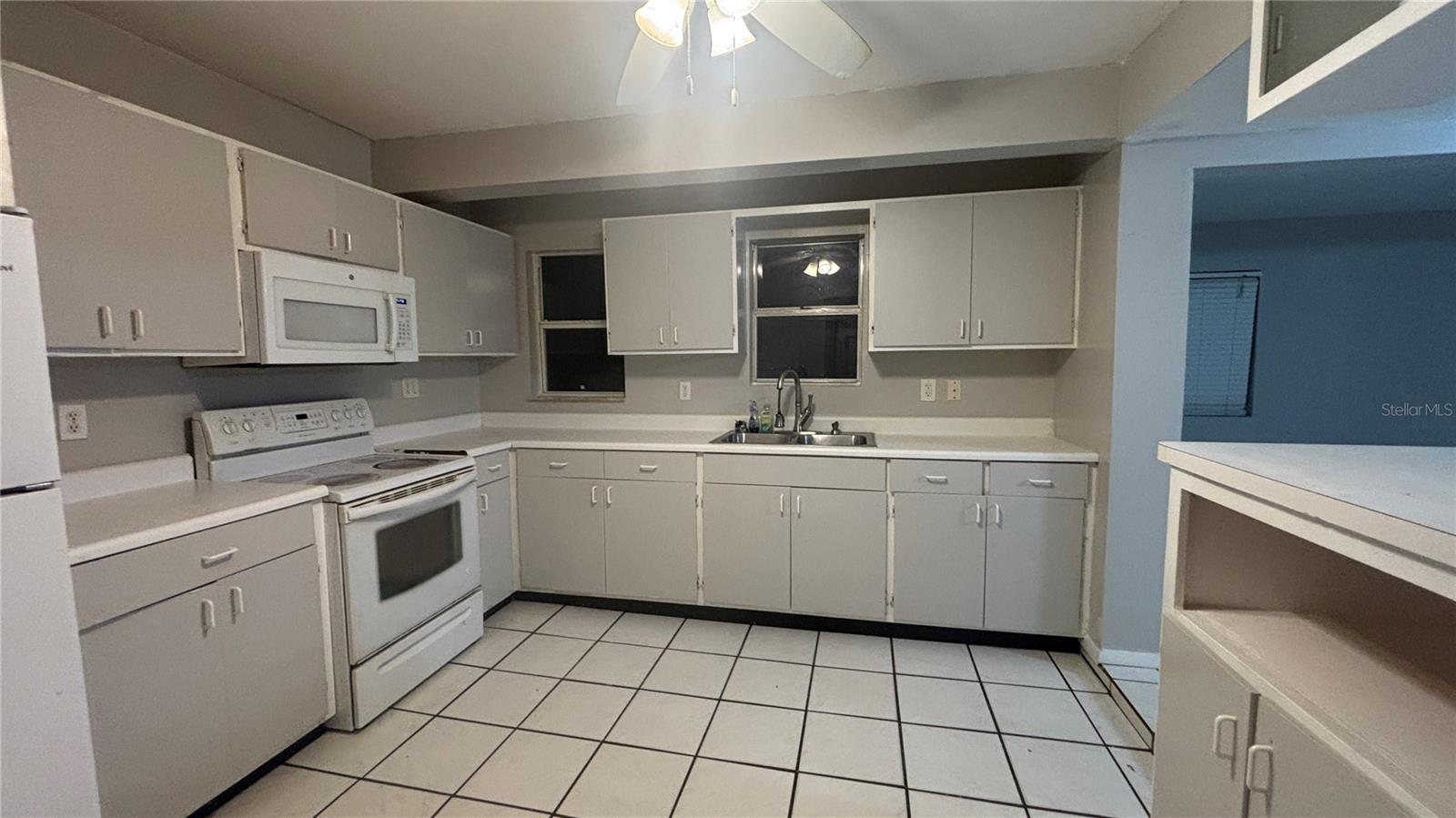 Image 6 of 11 For 10014 Jasmine Avenue B