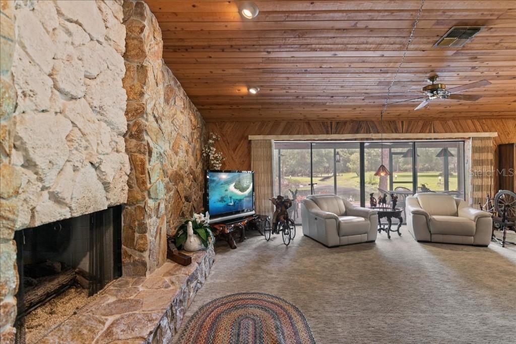 Image 13 of 40 For 935 Ranch Road