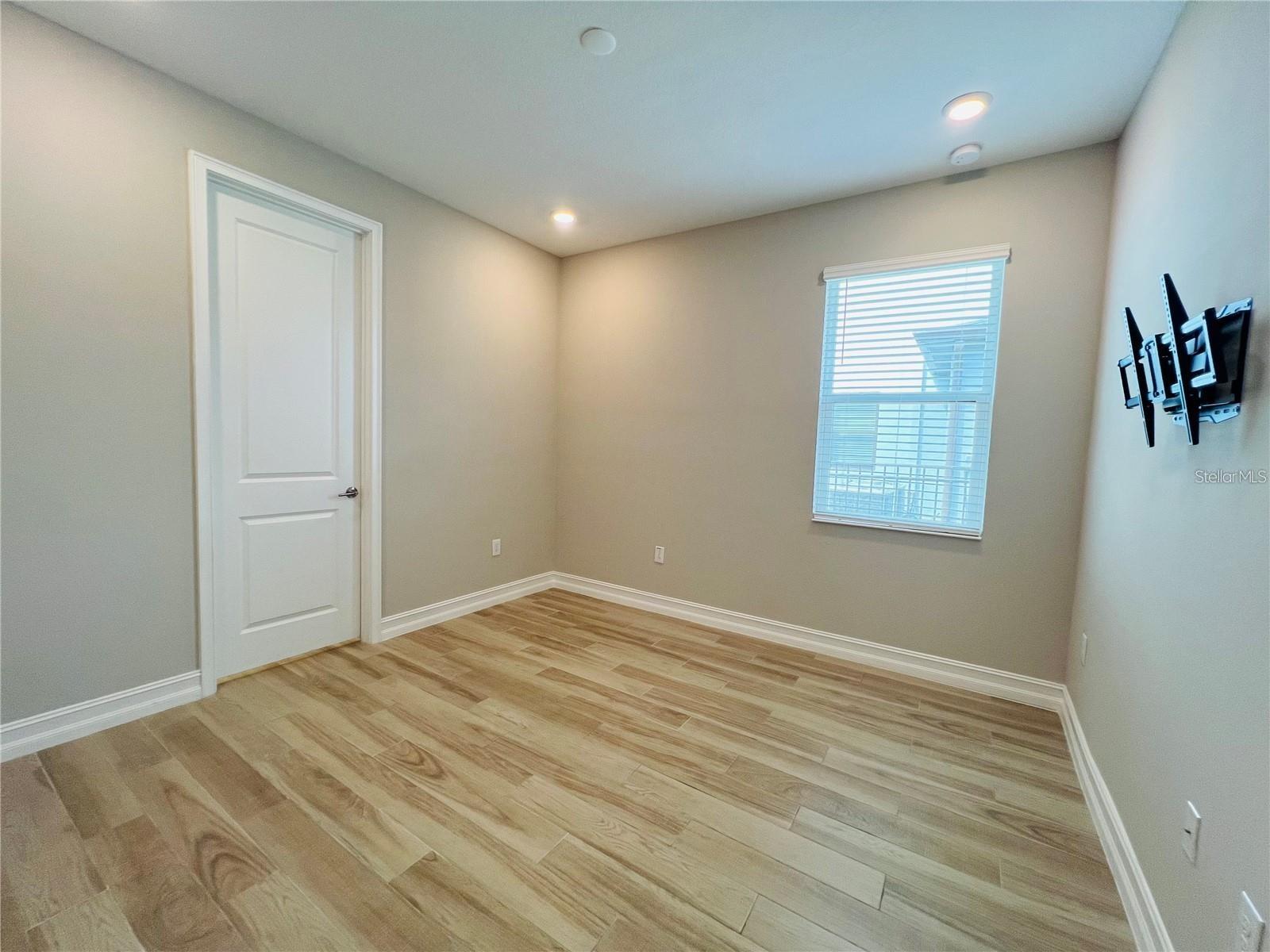 Image 37 of 82 For 4567 Tivoli Drive
