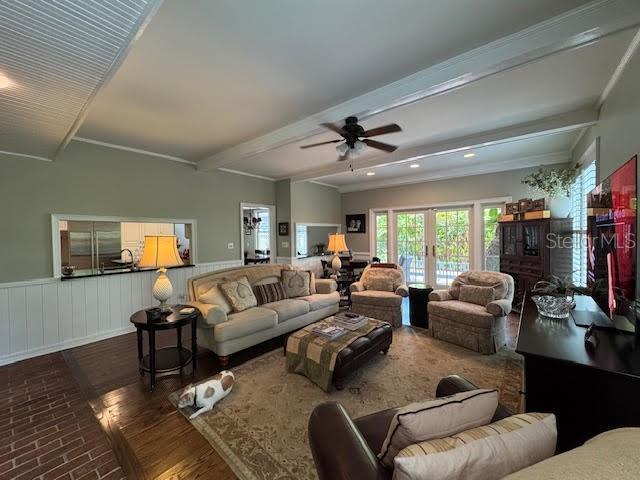 Image 15 of 33 For 3003 Villa Rosa Park