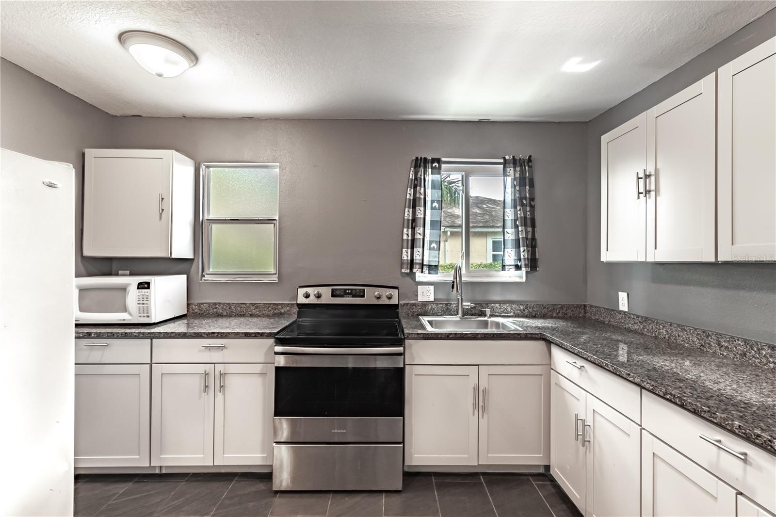 Image 7 of 22 For 762 30th Avenue