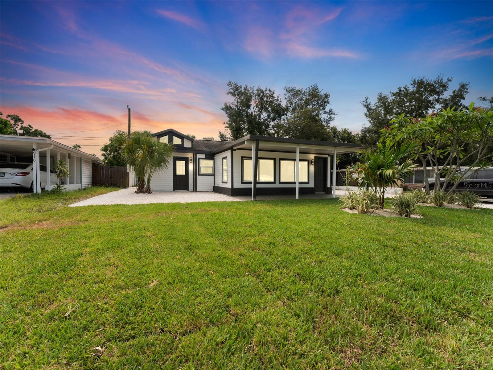 Details for 960 65th Street S, ST PETERSBURG, FL 33707