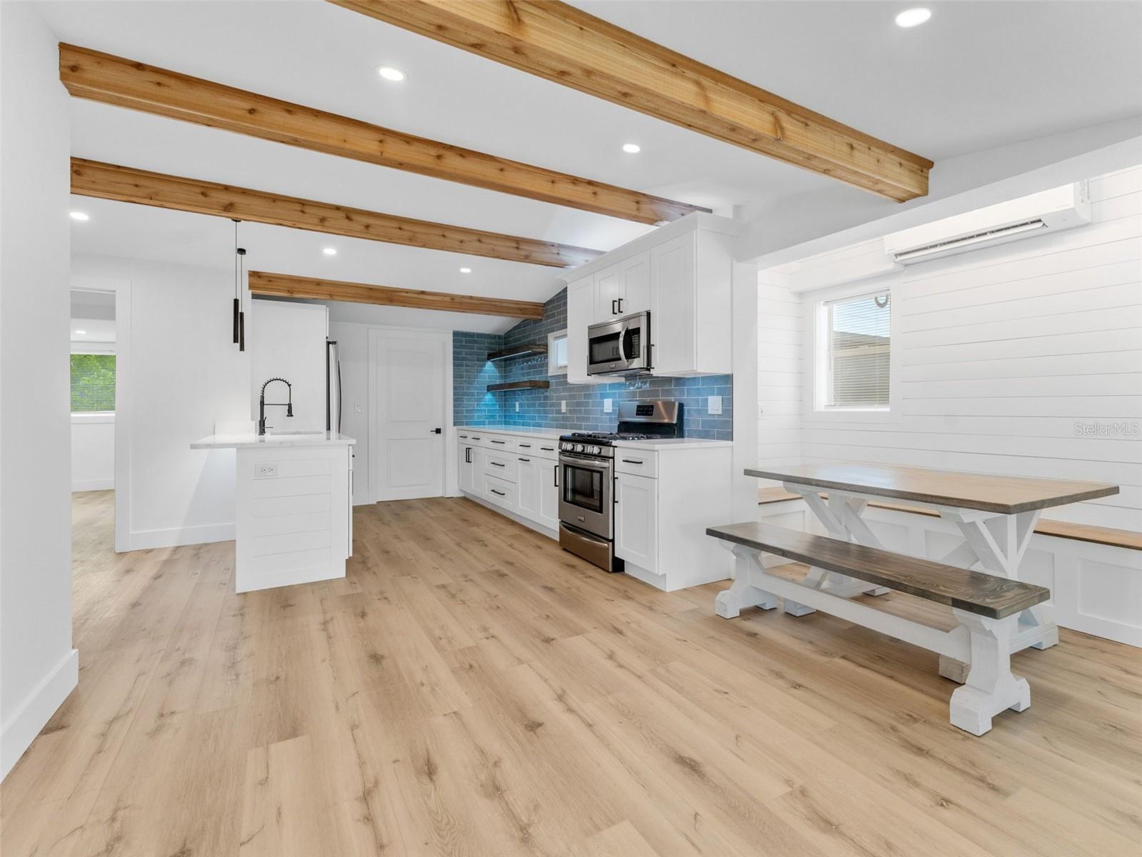 Image 10 of 48 For 960 65th Street S