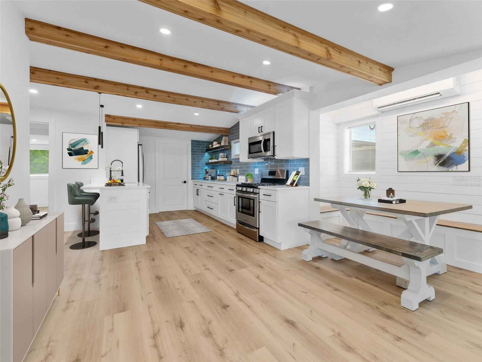 Image 11 of 48 For 960 65th Street S