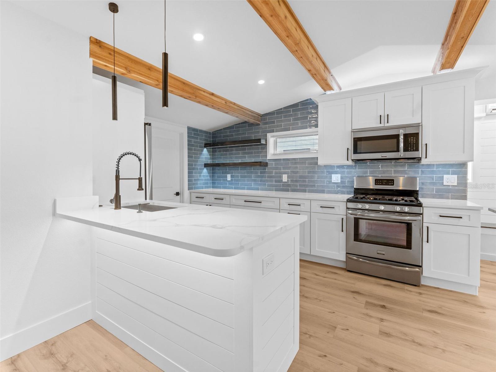 Image 12 of 48 For 960 65th Street S