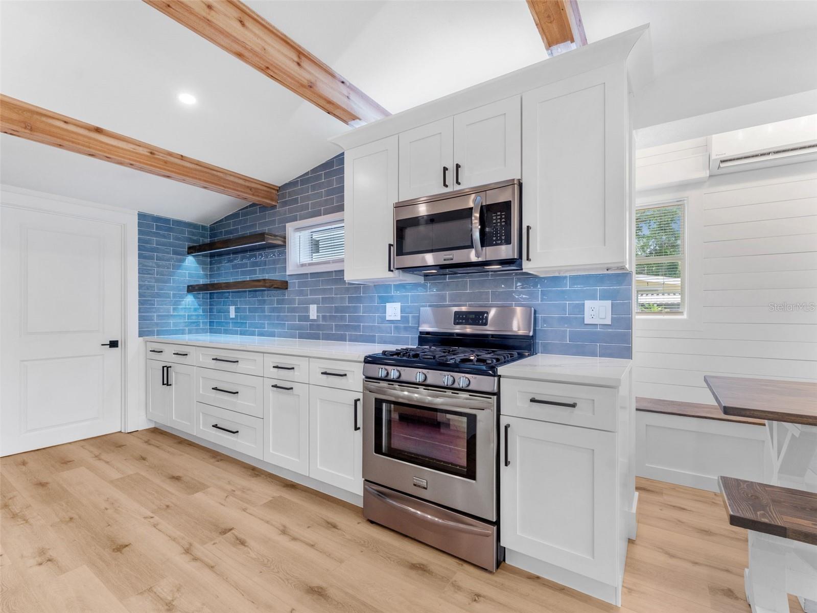 Image 14 of 48 For 960 65th Street S