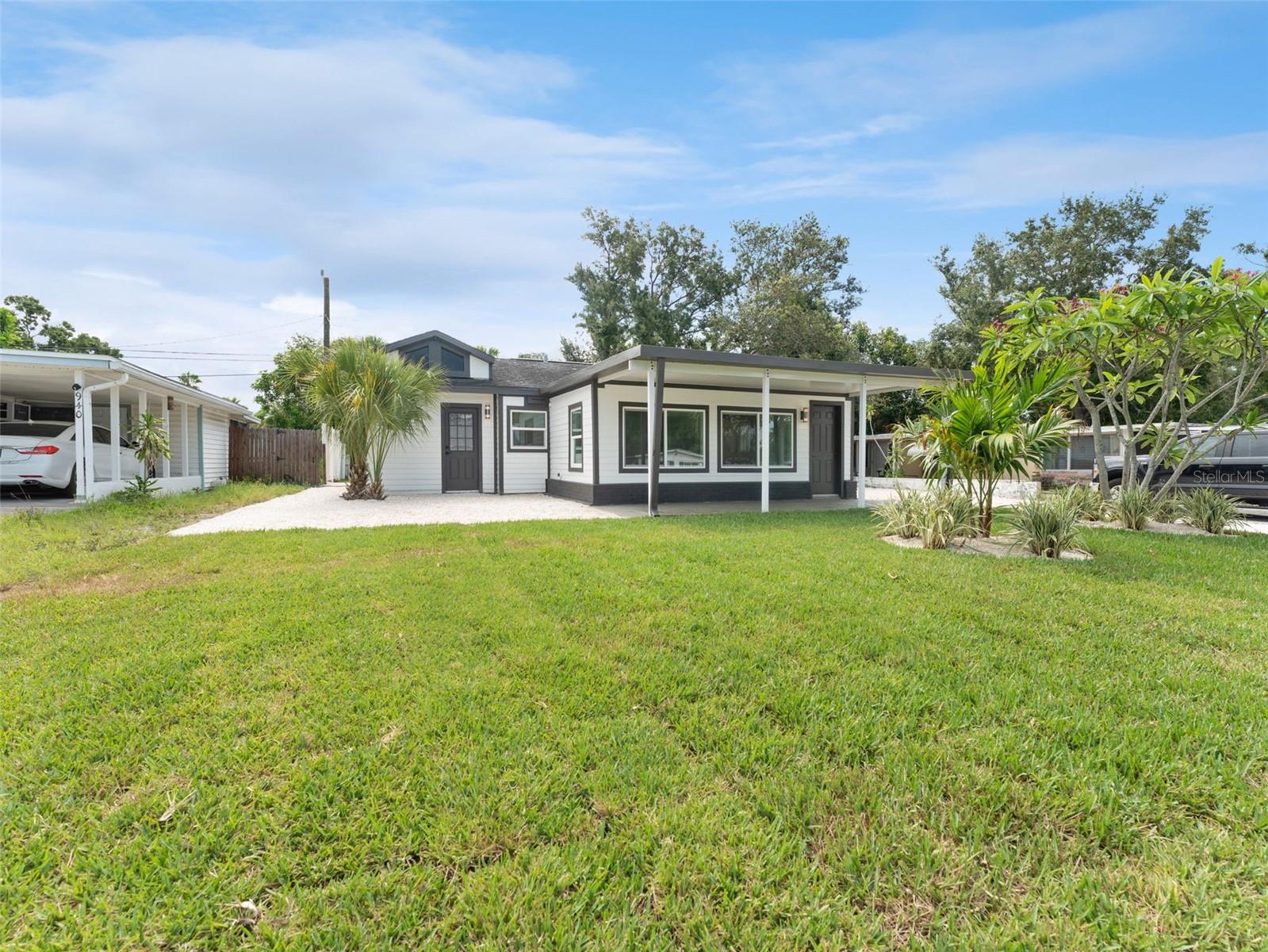 Image 42 of 48 For 960 65th Street S