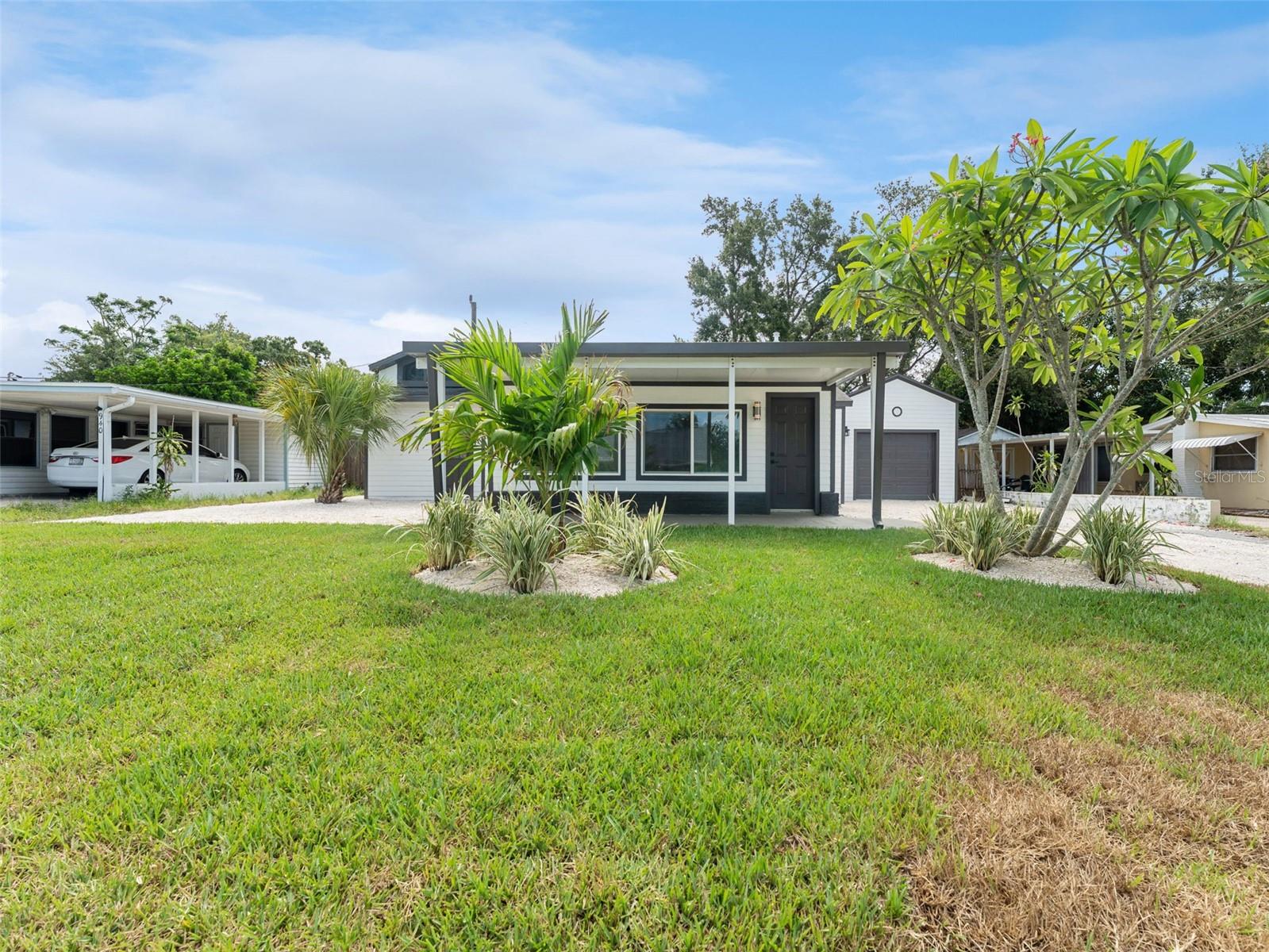 Image 43 of 48 For 960 65th Street S