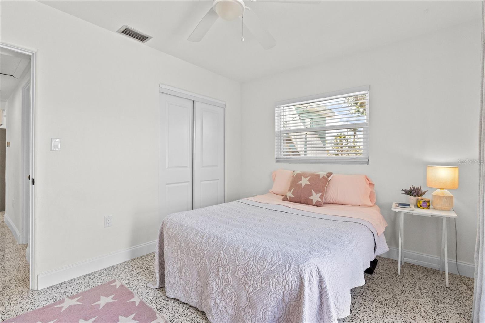 Image 22 of 55 For 7950 Causeway Boulevard N