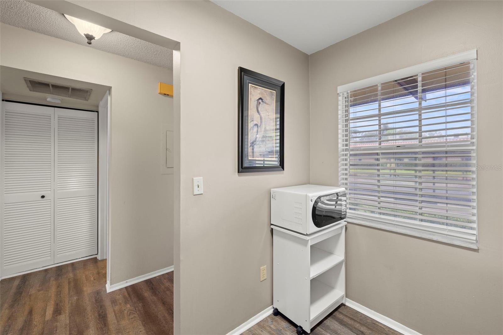 Listing photo id 8 for 1701 Pinehurst Road 18d
