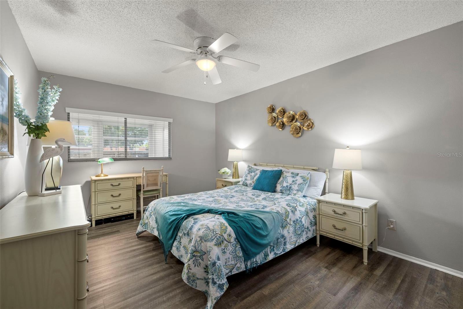 Listing photo id 11 for 1701 Pinehurst Road 18d