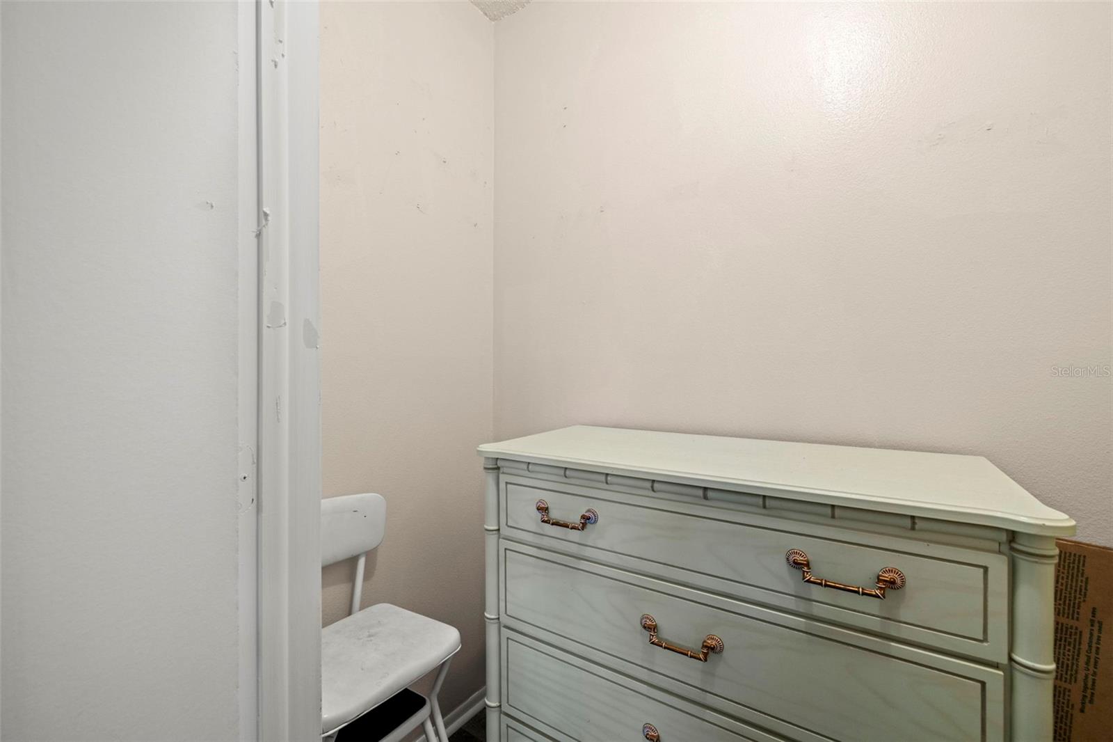 Listing photo id 15 for 1701 Pinehurst Road 18d