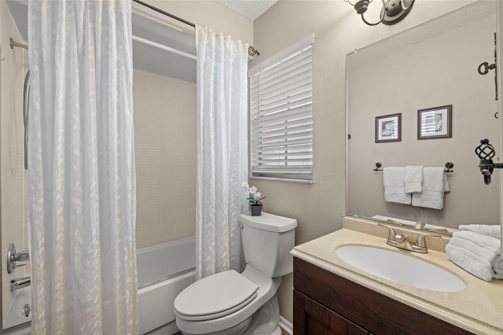 Listing photo id 16 for 1701 Pinehurst Road 18d