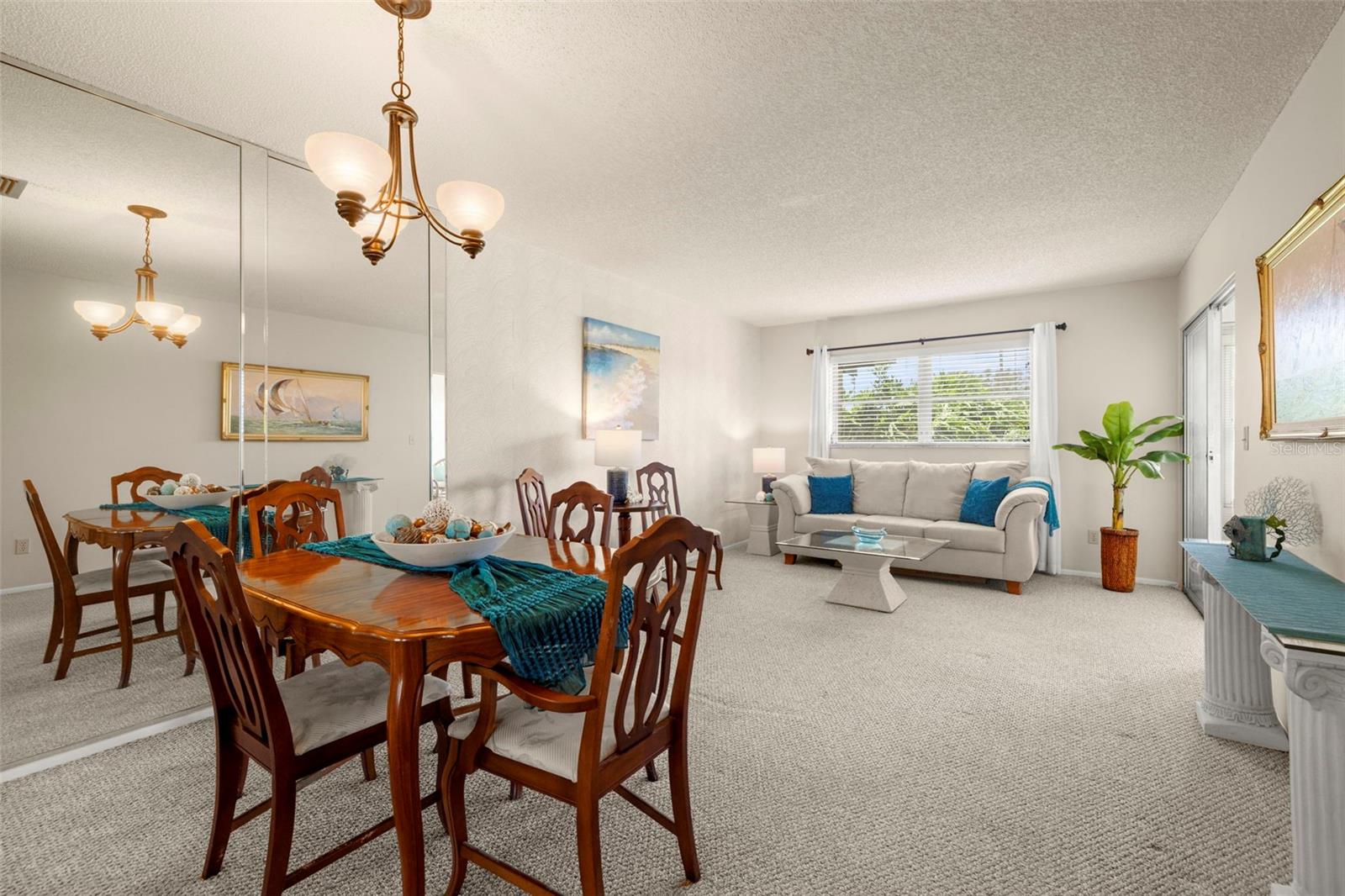 Listing photo id 0 for 1701 Pinehurst Road 18d
