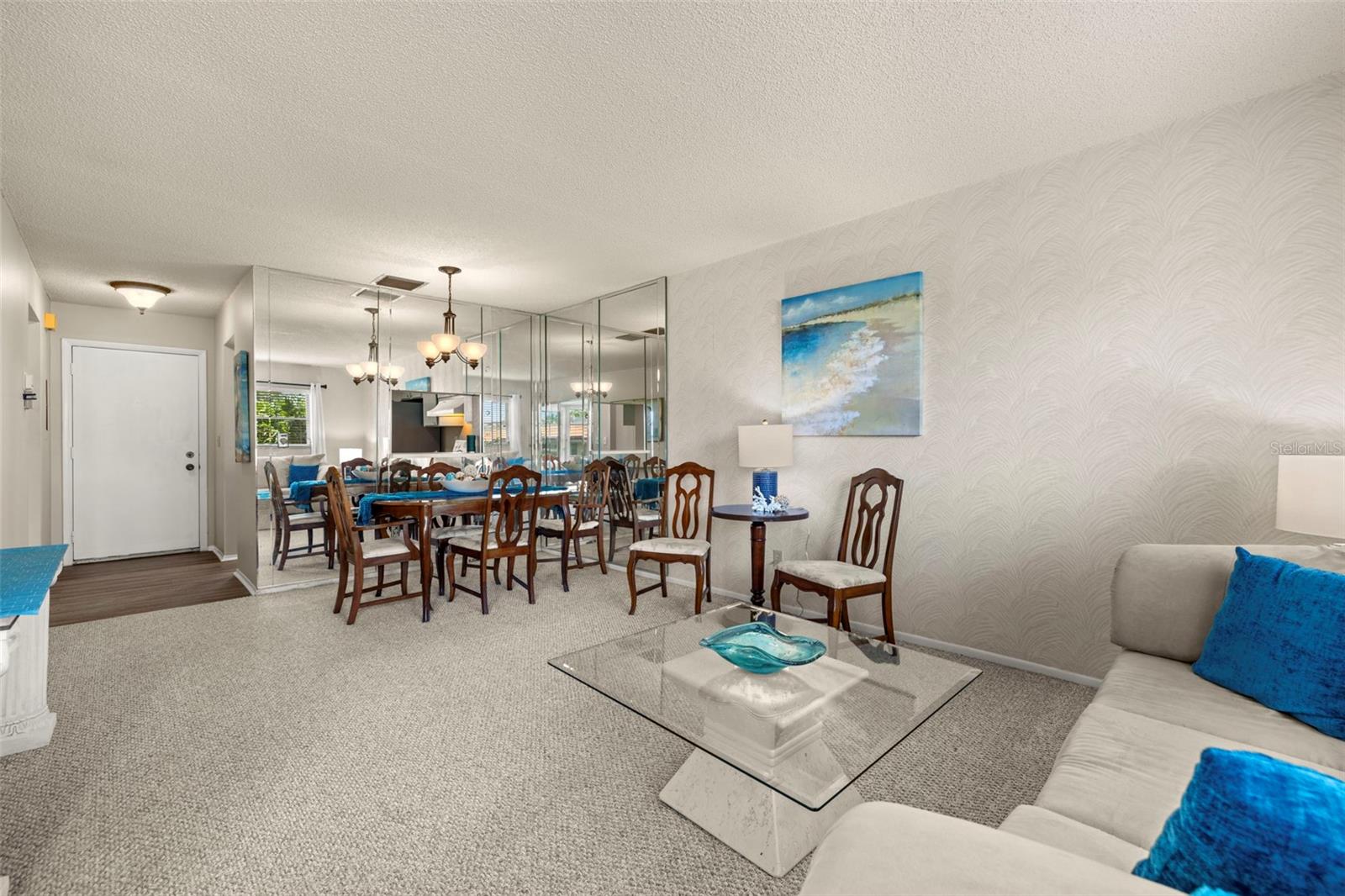 Listing photo id 4 for 1701 Pinehurst Road 18d