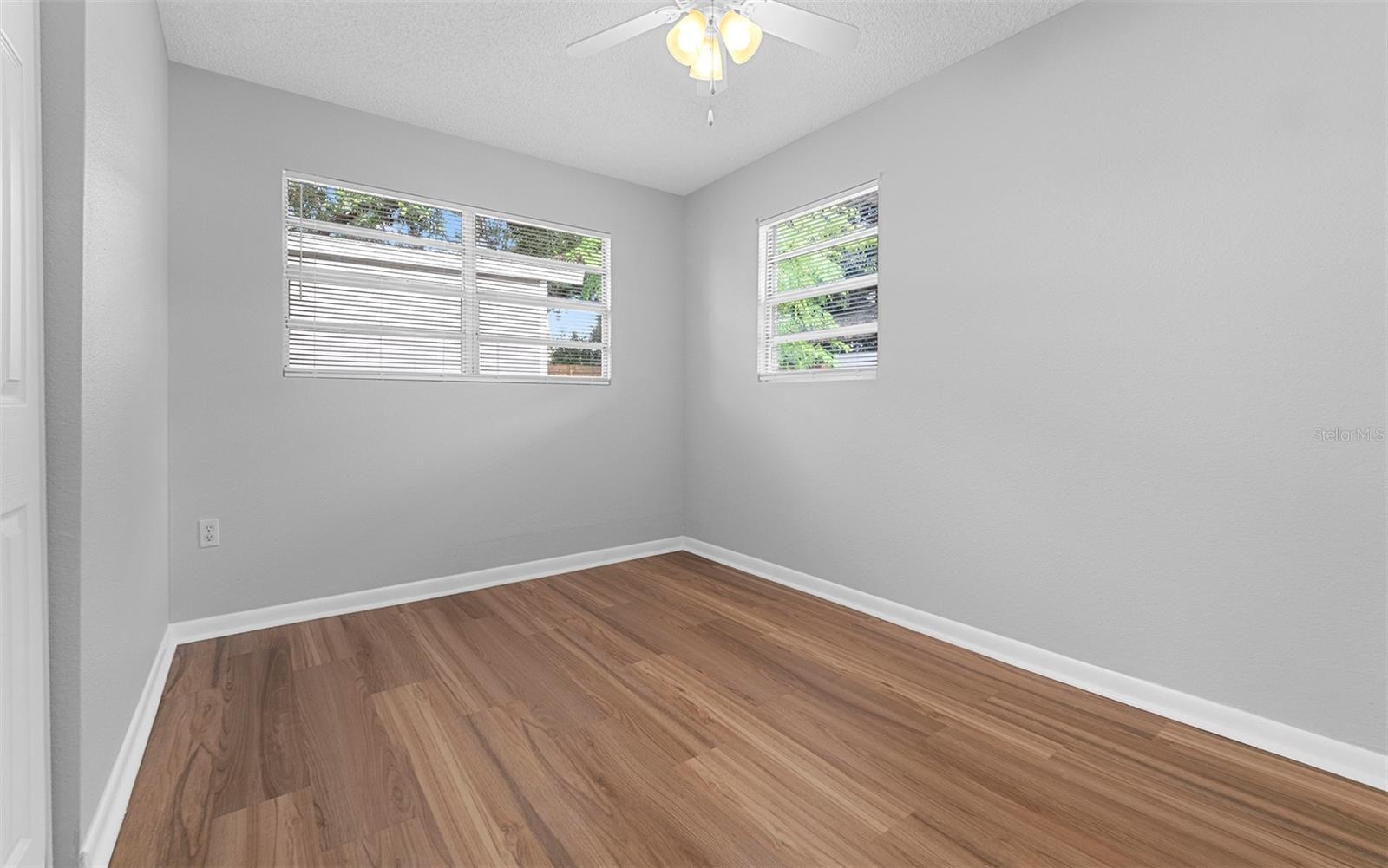 Image 16 of 33 For 2614 Idlewild Avenue