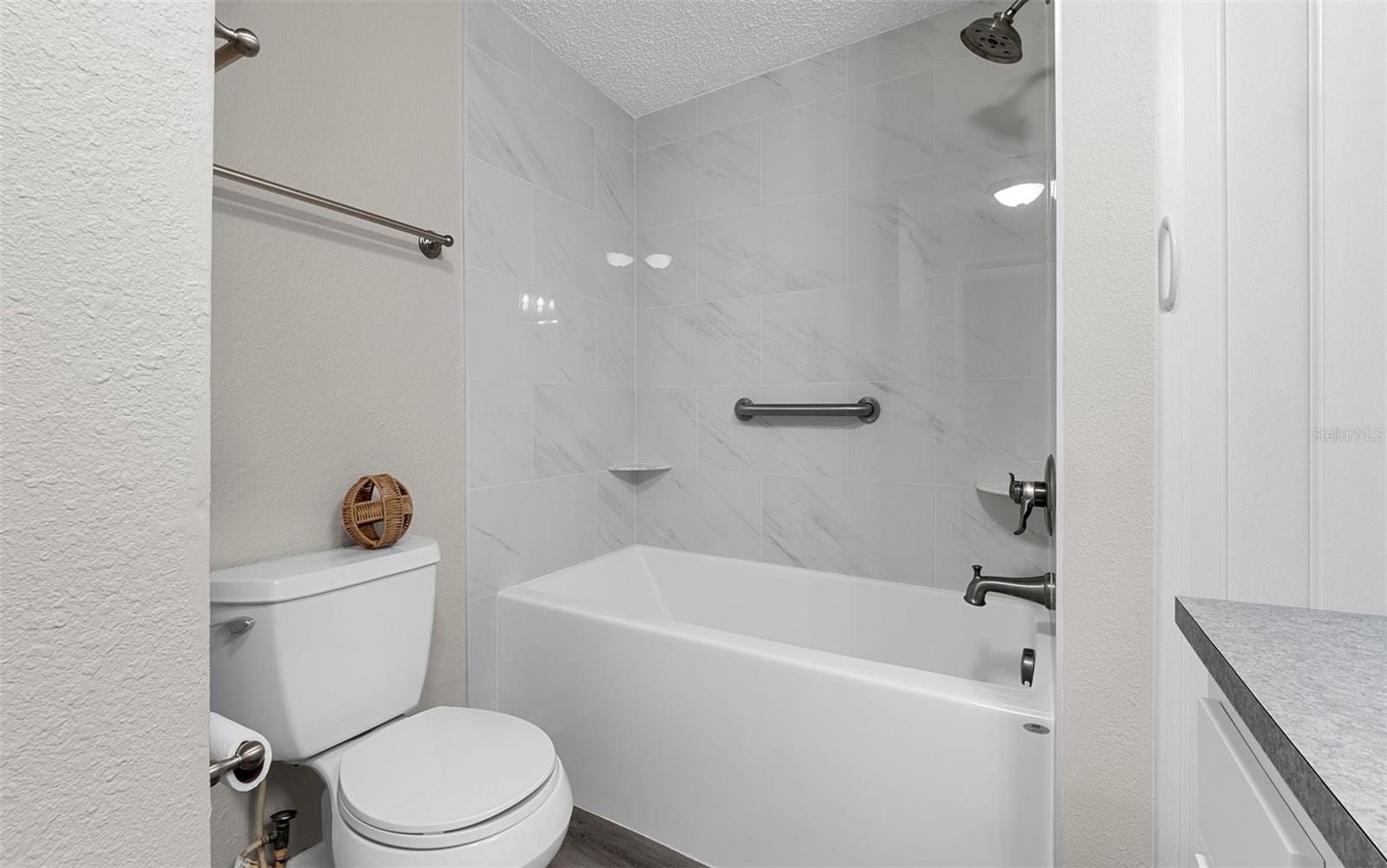 Image 20 of 33 For 2614 Idlewild Avenue