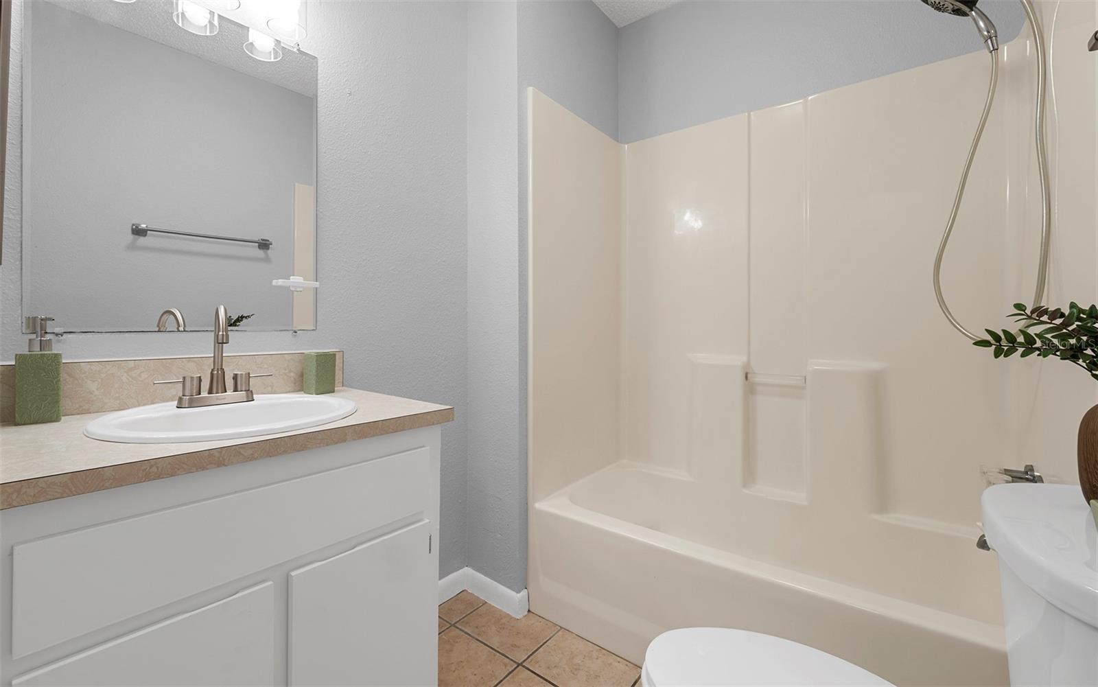 Image 22 of 33 For 2614 Idlewild Avenue
