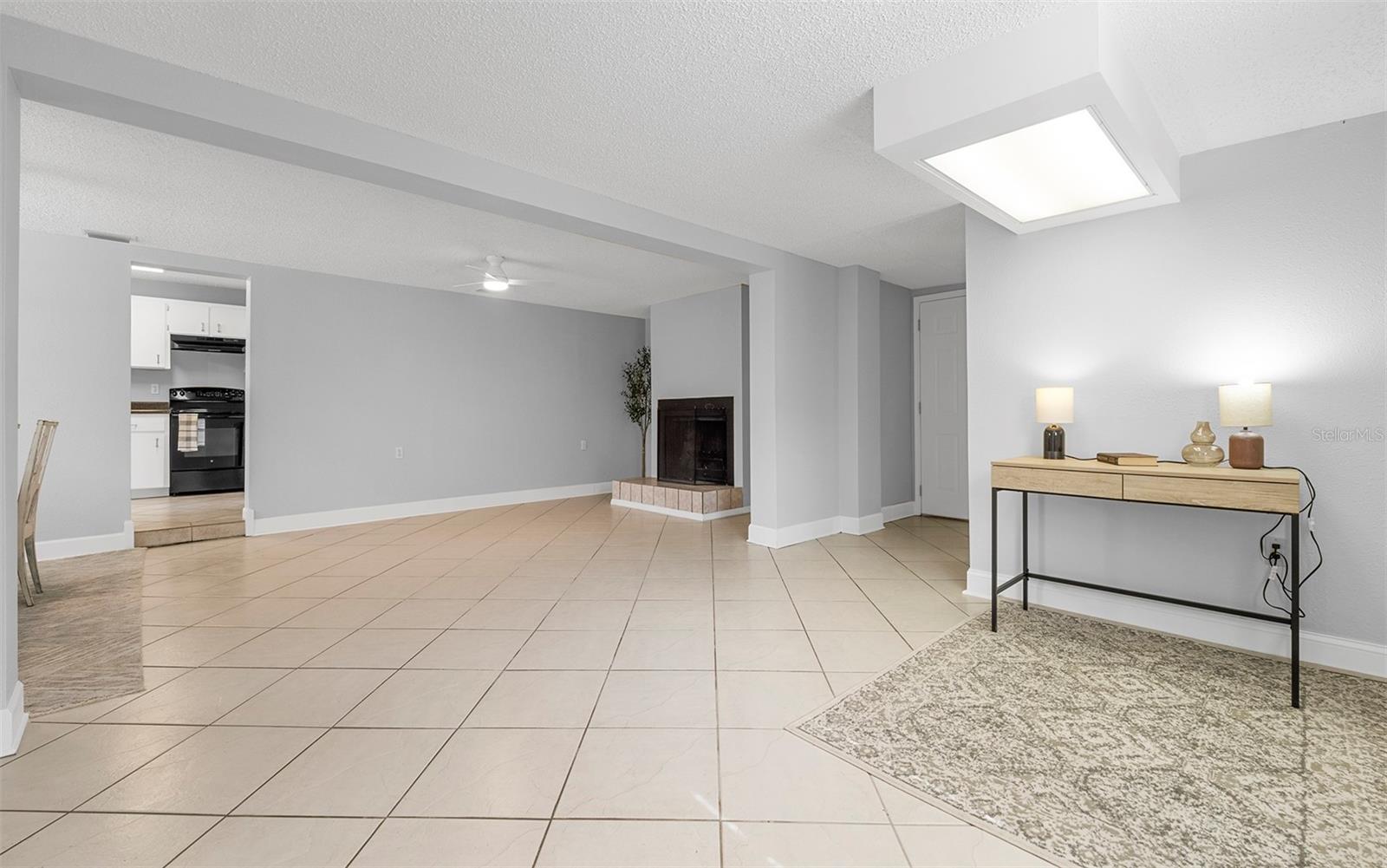 Image 8 of 33 For 2614 Idlewild Avenue