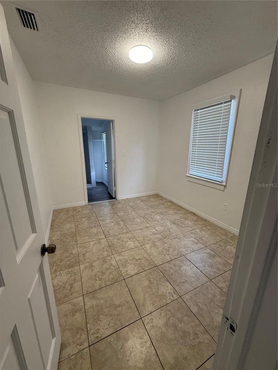 Image 13 of 16 For 8708 Edison Avenue A