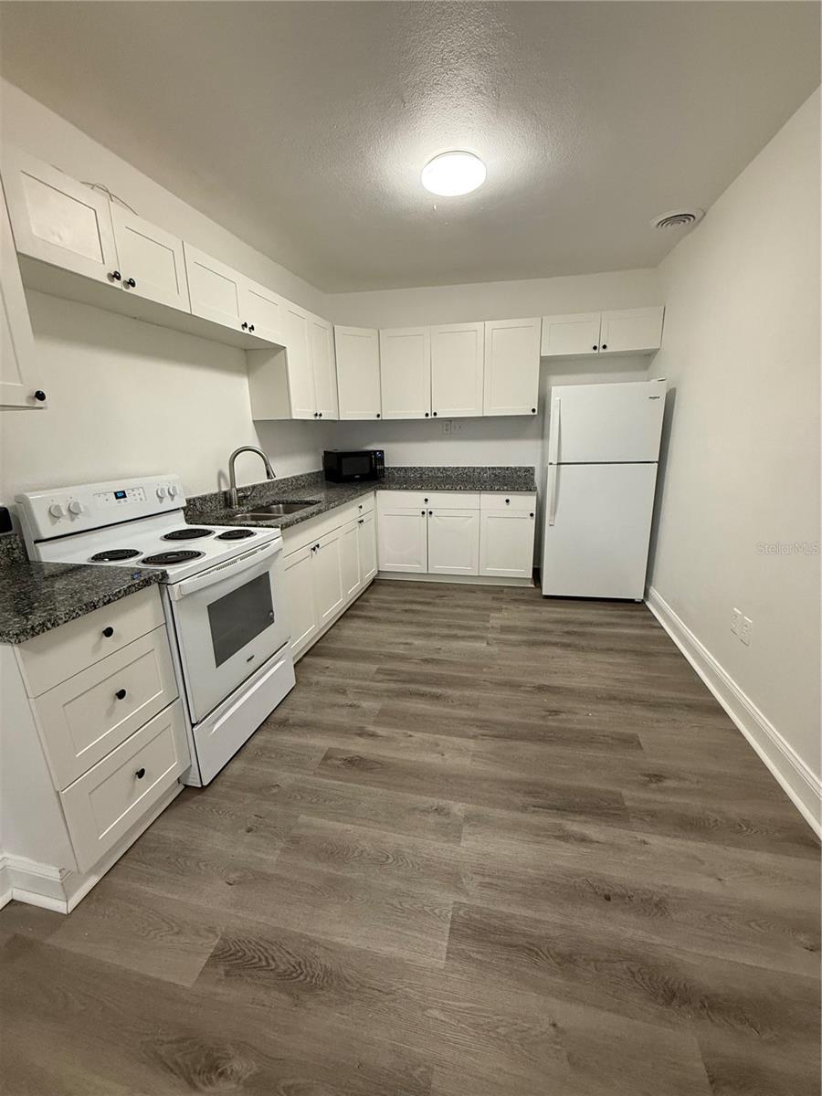 Image 5 of 16 For 8708 Edison Avenue A