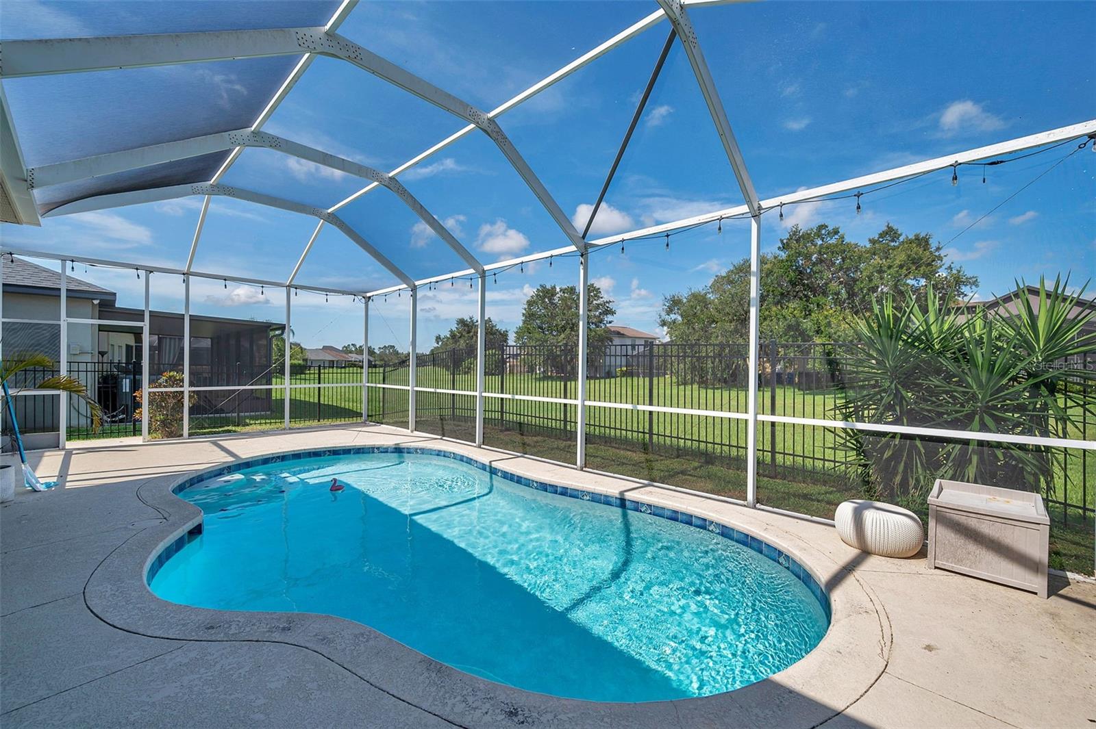 Image 4 of 41 For 4641 Rolling Green Drive