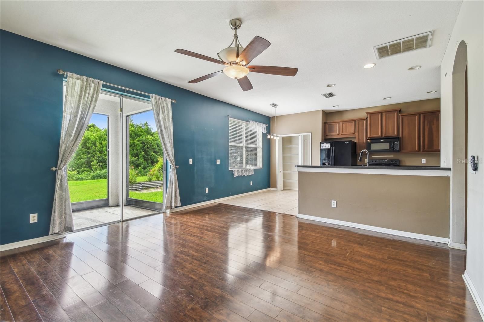 Image 11 of 38 For 10343 Avelar Ridge Drive