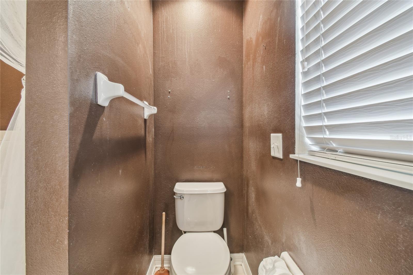 Image 20 of 38 For 10343 Avelar Ridge Drive