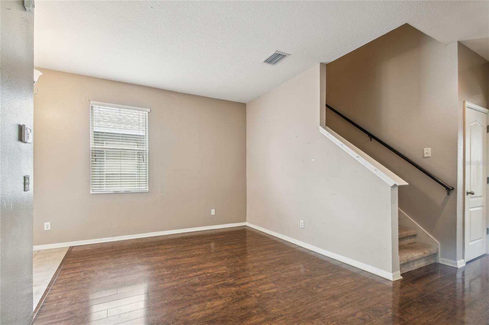 Image 7 of 38 For 10343 Avelar Ridge Drive
