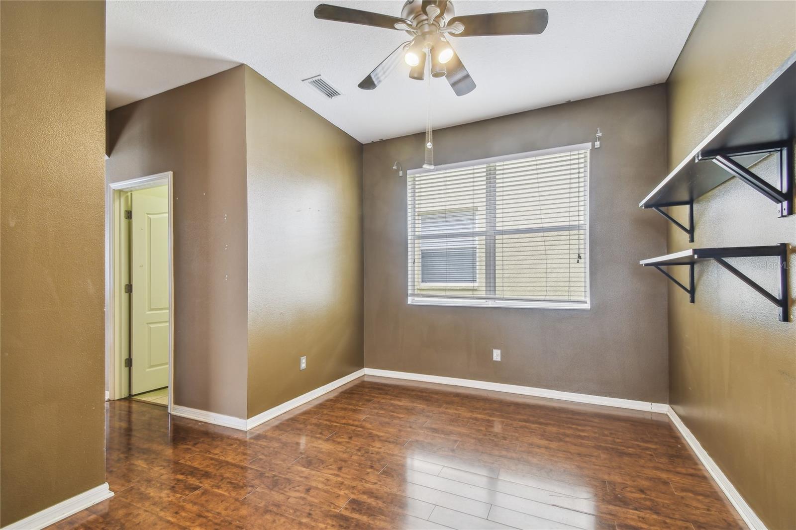 Image 8 of 38 For 10343 Avelar Ridge Drive