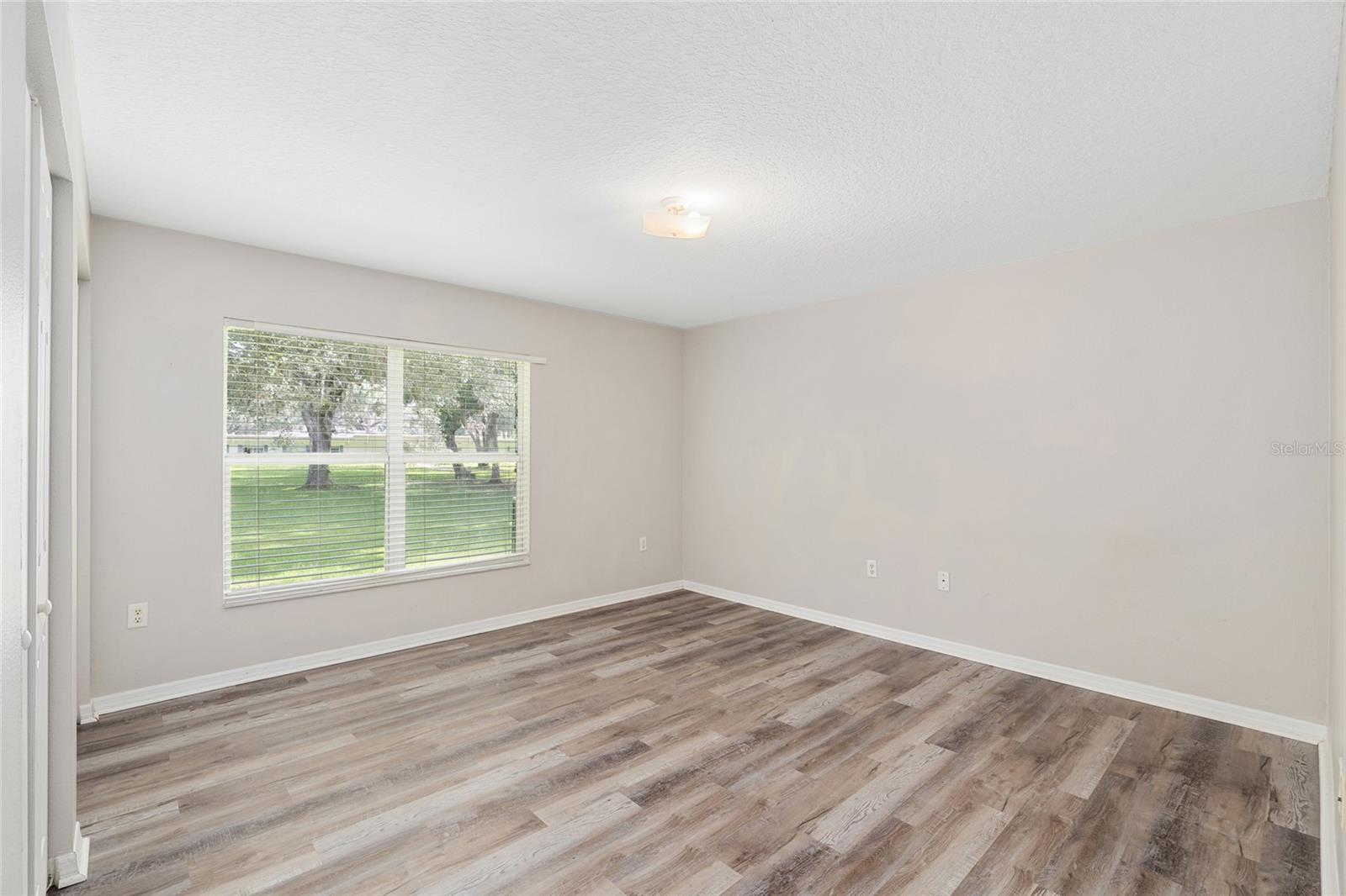 Listing photo id 9 for 37227 Grassy Hill Lane