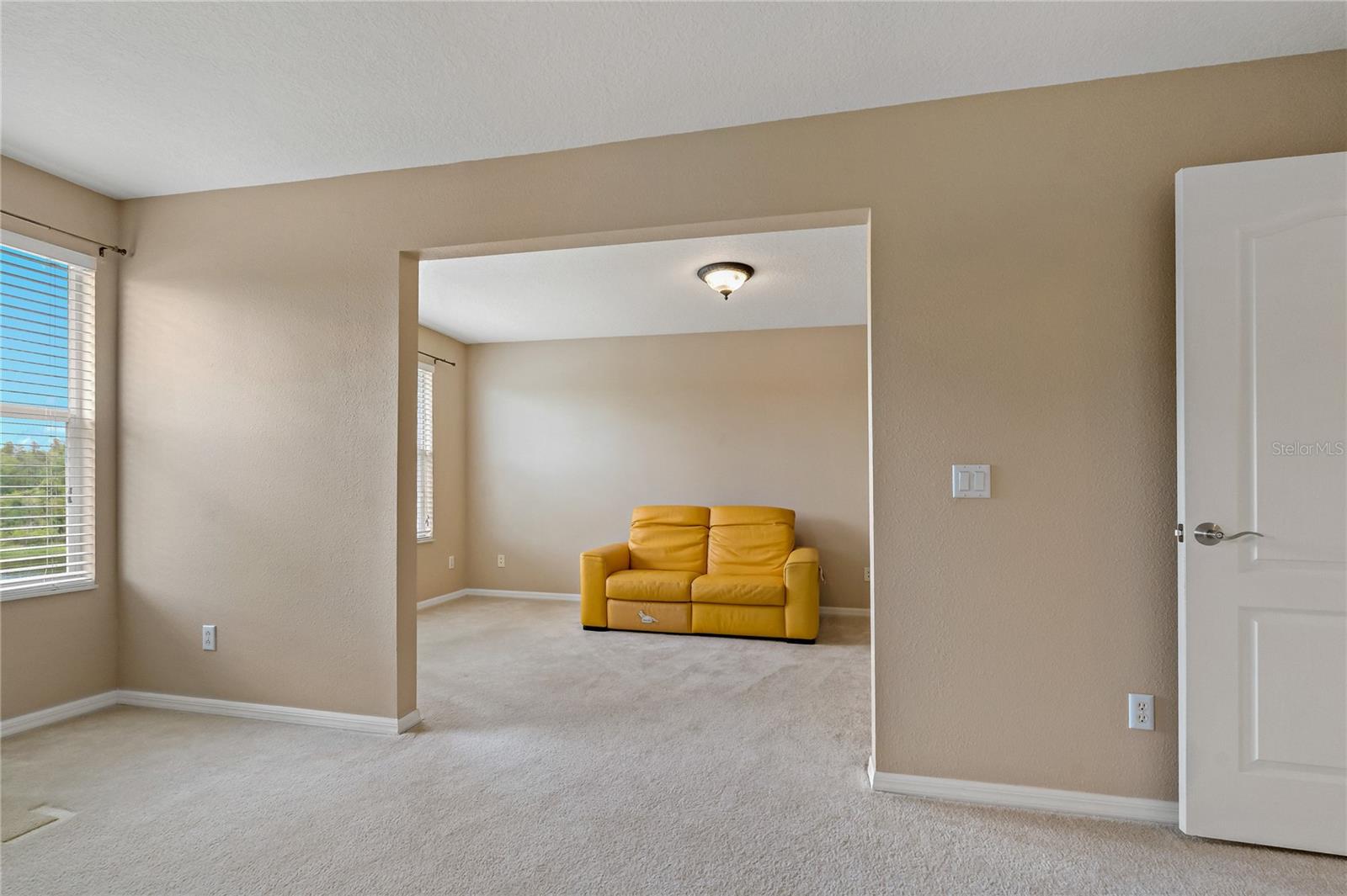 Image 33 of 75 For 20115 Nob Oak Avenue