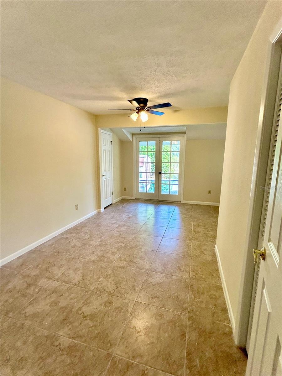 Listing photo id 24 for 17017 Paula Lane