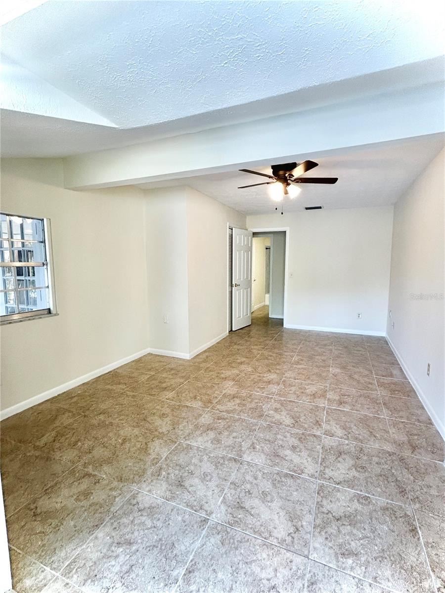 Listing photo id 25 for 17017 Paula Lane