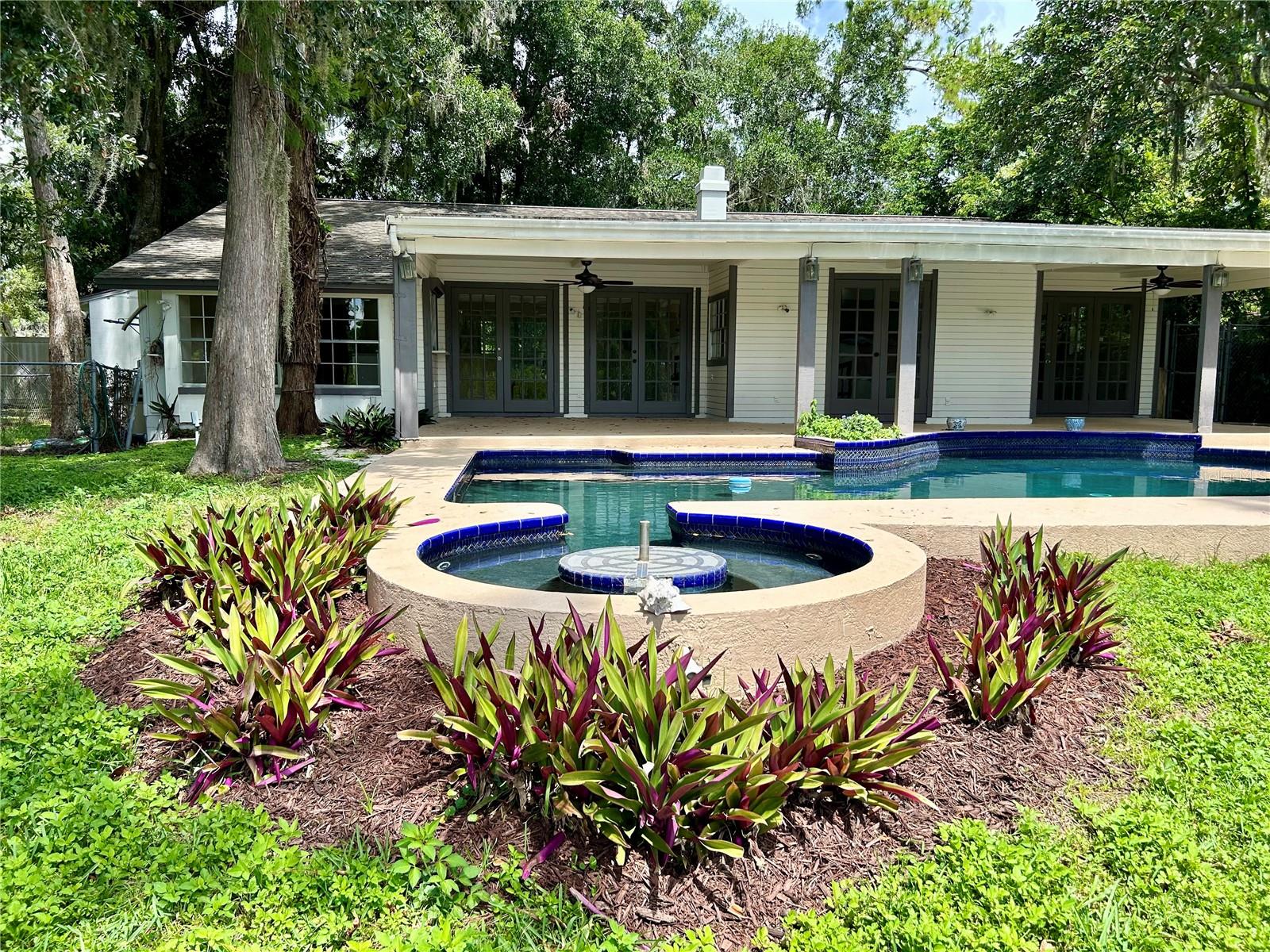 Listing photo id 29 for 17017 Paula Lane