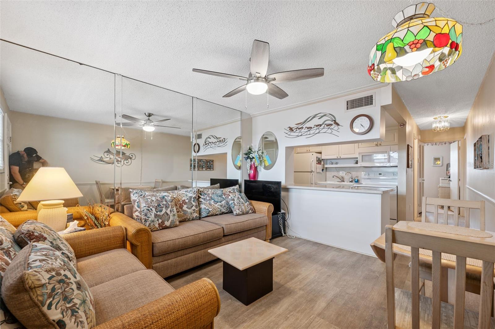 Image 10 of 48 For 8567 Gulf Boulevard 19n