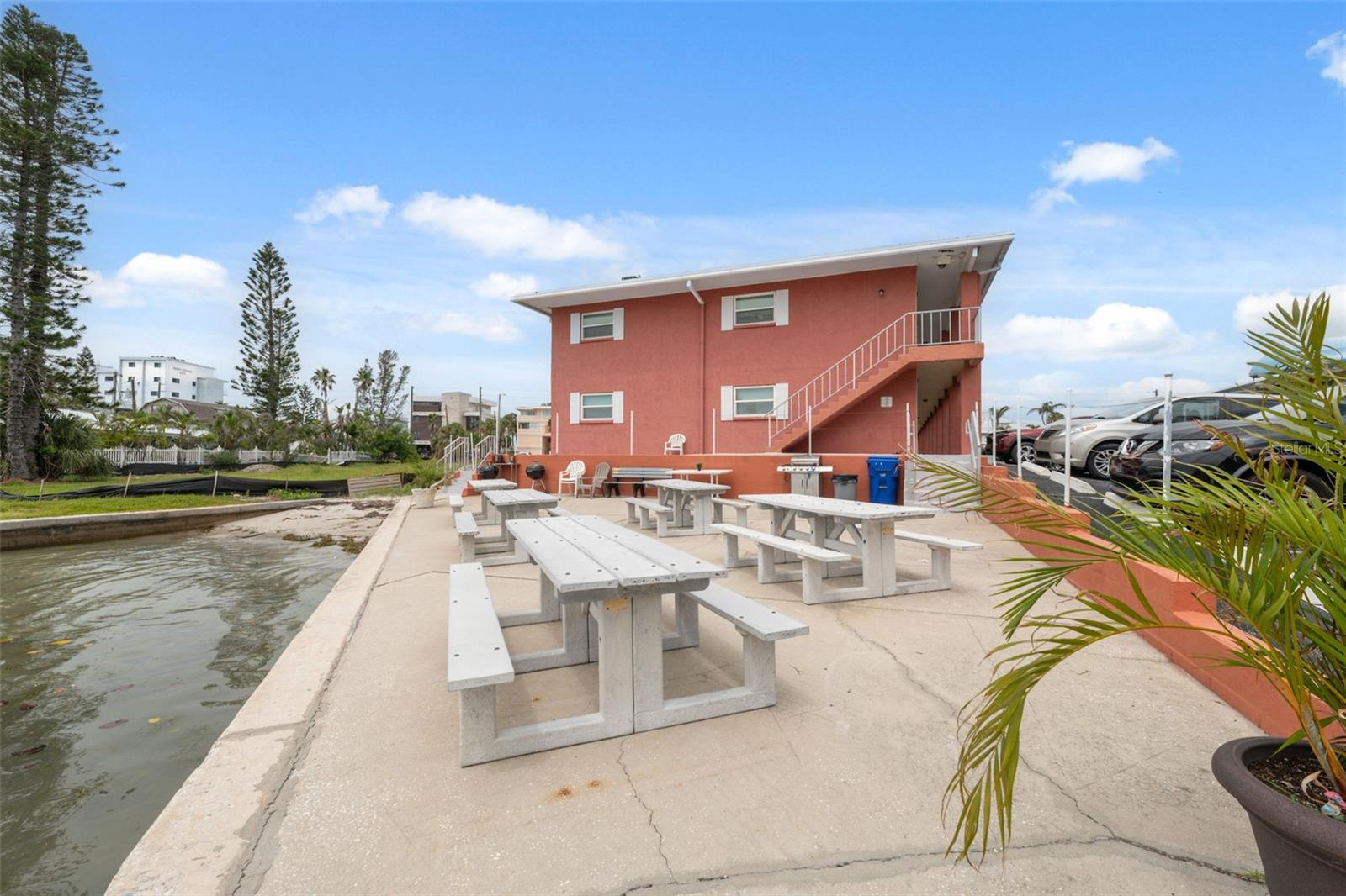 Image 27 of 48 For 8567 Gulf Boulevard 19n