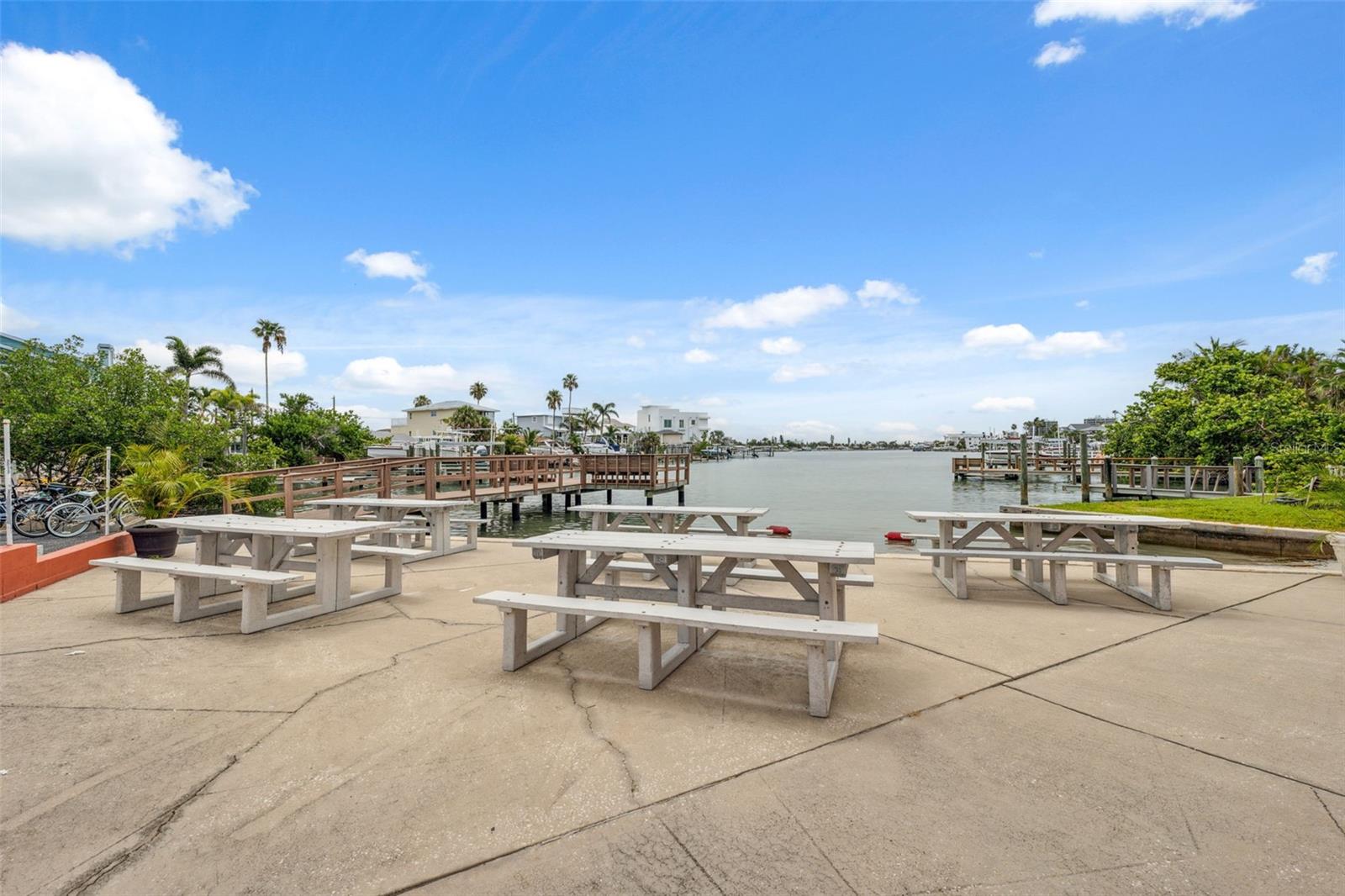 Image 28 of 48 For 8567 Gulf Boulevard 19n