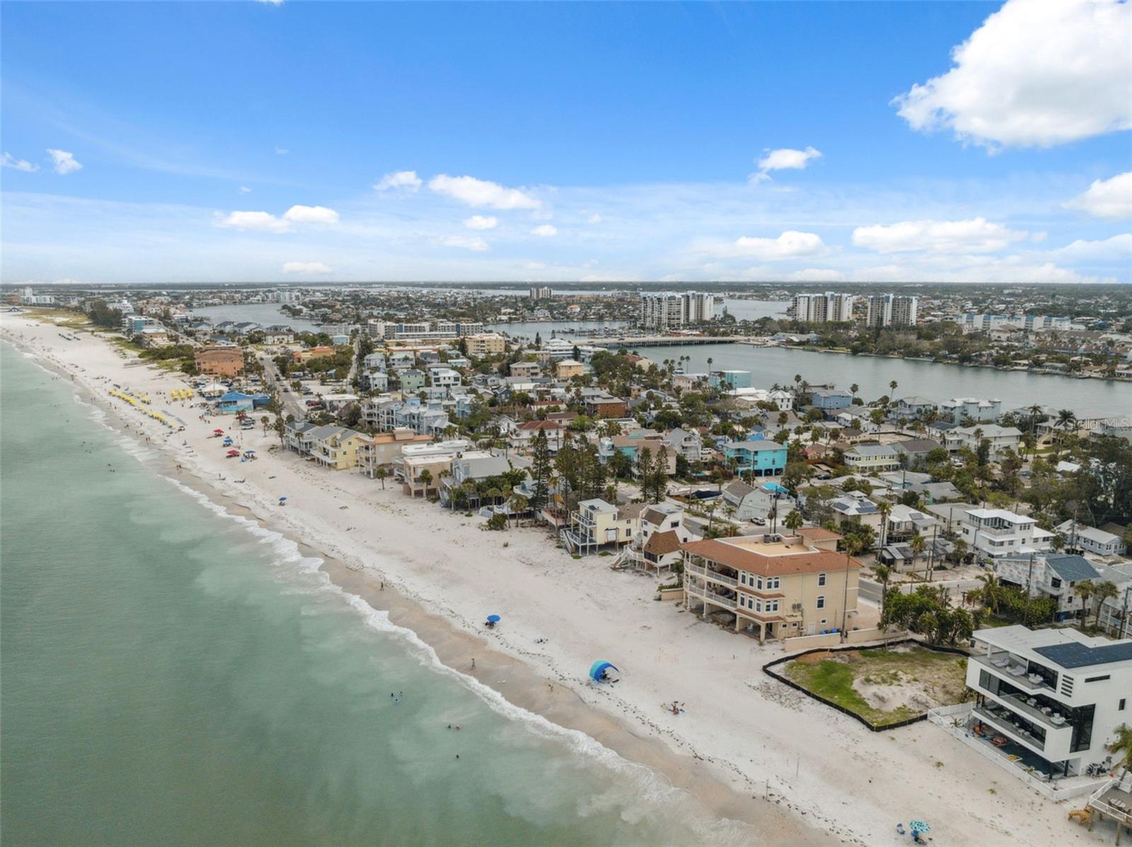 Image 40 of 48 For 8567 Gulf Boulevard 19n