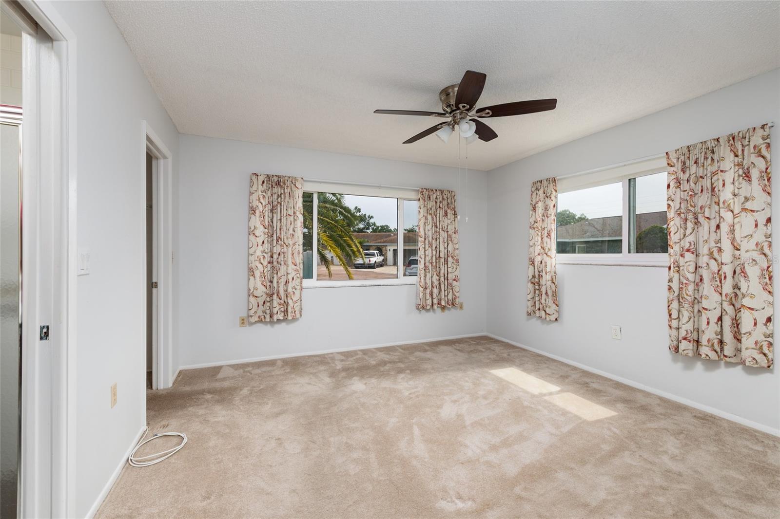 Image 25 of 42 For 6236 104th Avenue N