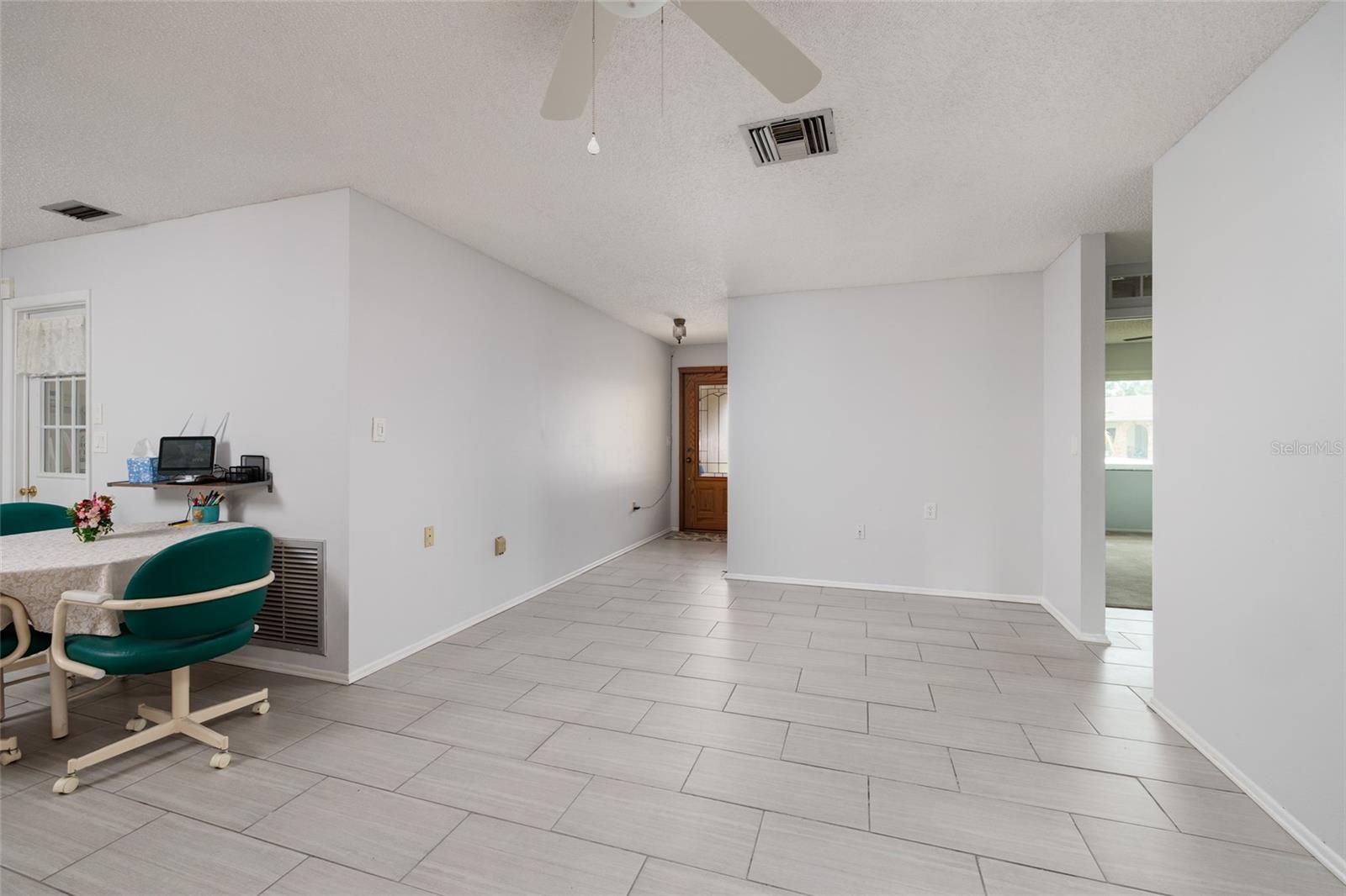 Image 9 of 42 For 6236 104th Avenue N